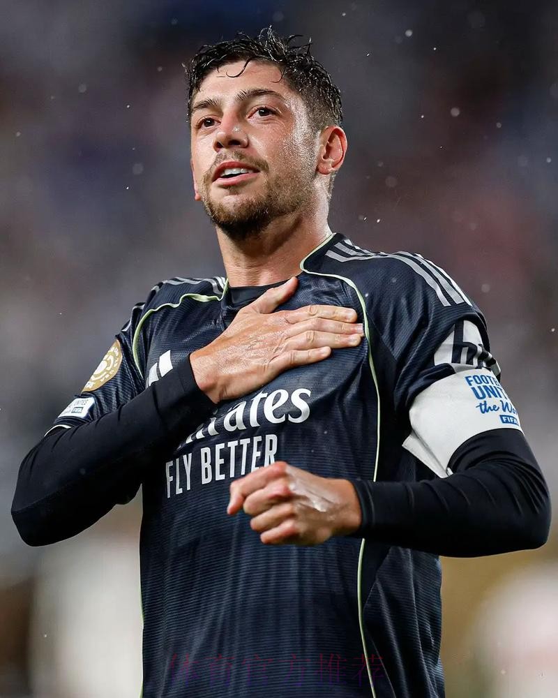 世体:F-巴尔韦德已经恢复有球训练 马里亚诺回归